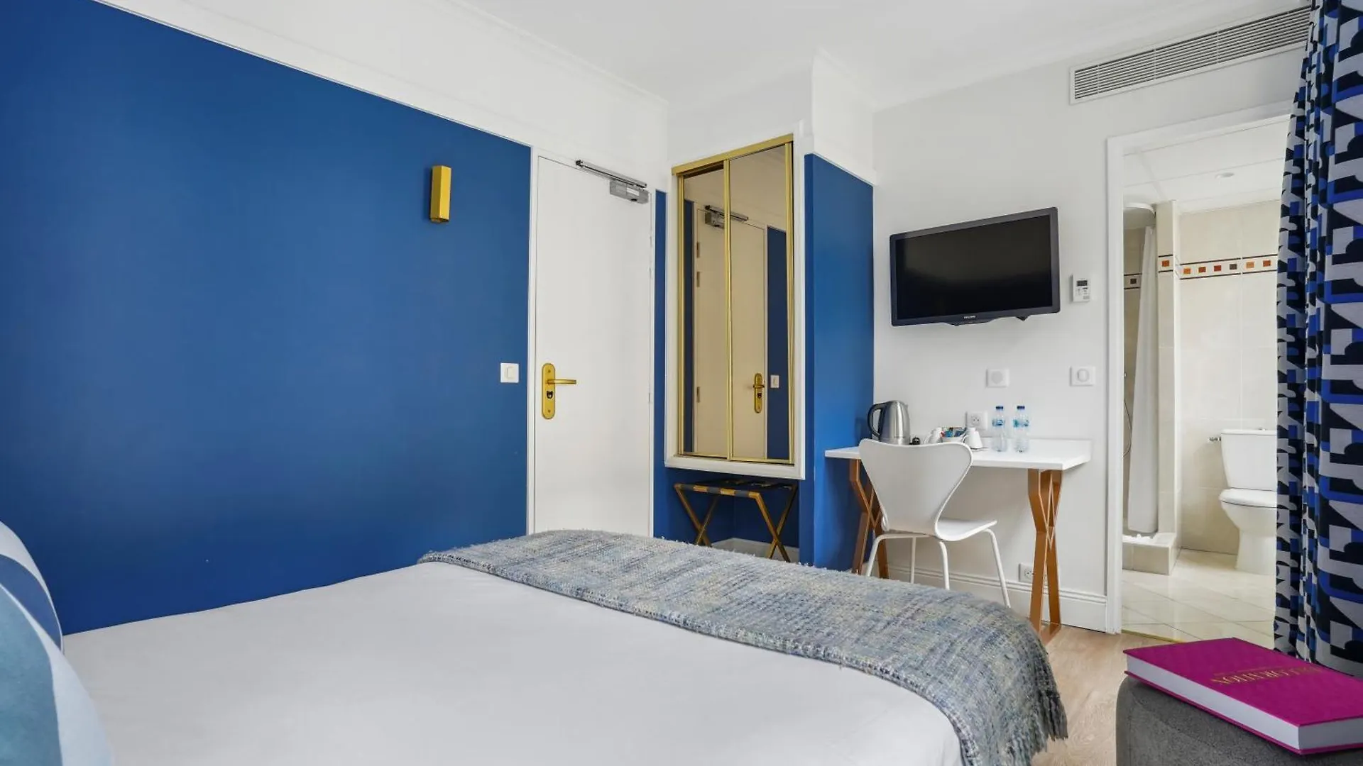 Elysees Opera Hotel